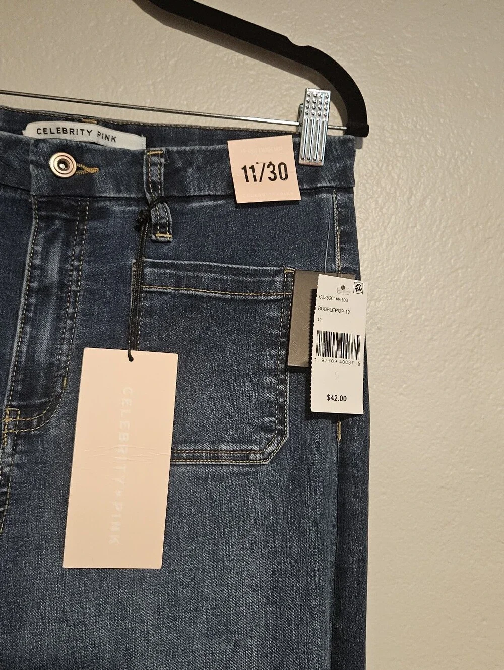 Celebrity Pink Juniors High Wide-Leg Patch Pocket Dark Wash Jeans Size 11/30 NWT - Picture 6 of 16